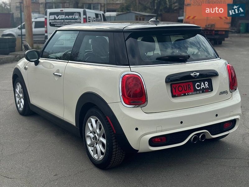 Хетчбек MINI Cooper 2015 в Києві