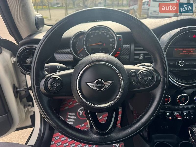 Хетчбек MINI Cooper 2015 в Києві