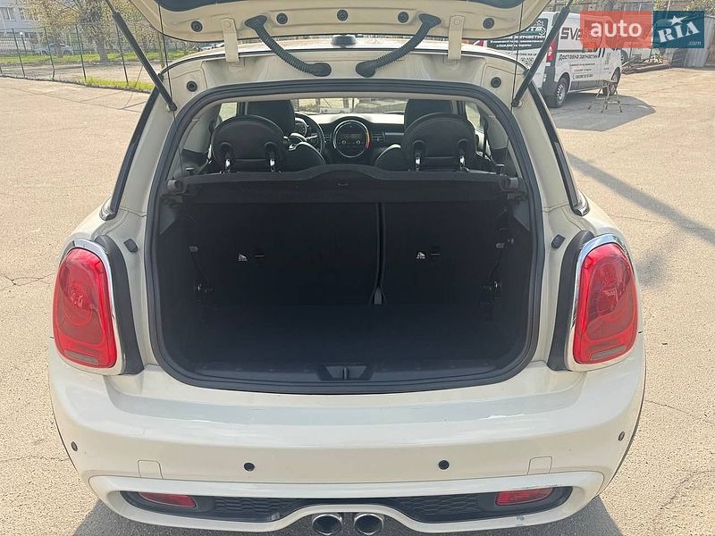 Хетчбек MINI Cooper 2015 в Києві