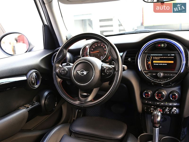 Хэтчбек MINI Cooper 2018 в Киеве