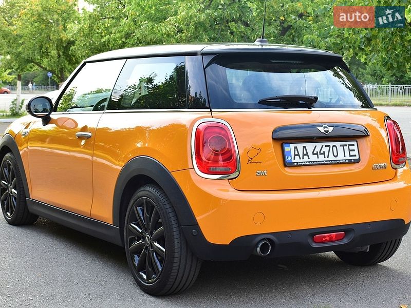Хетчбек MINI Cooper 2017 в Києві