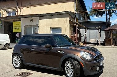 Хэтчбек MINI Cooper 2009 в Ивано-Франковске