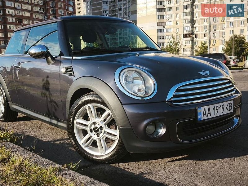 MINI Cooper 2012