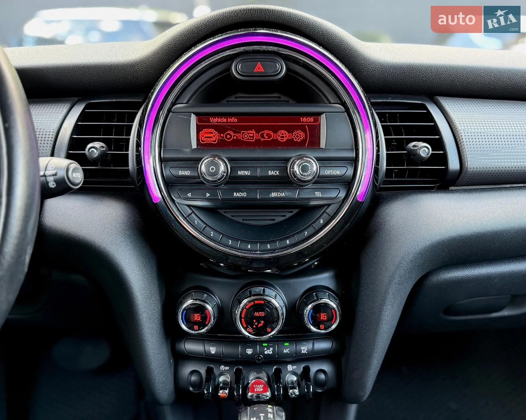 2014 MINI Cooper - мініатюра 23