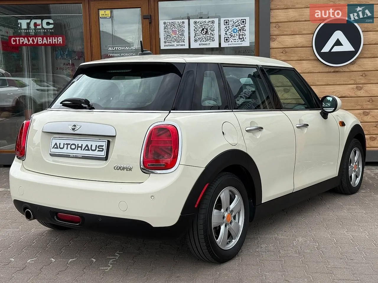 2014 MINI Cooper - мініатюра 6