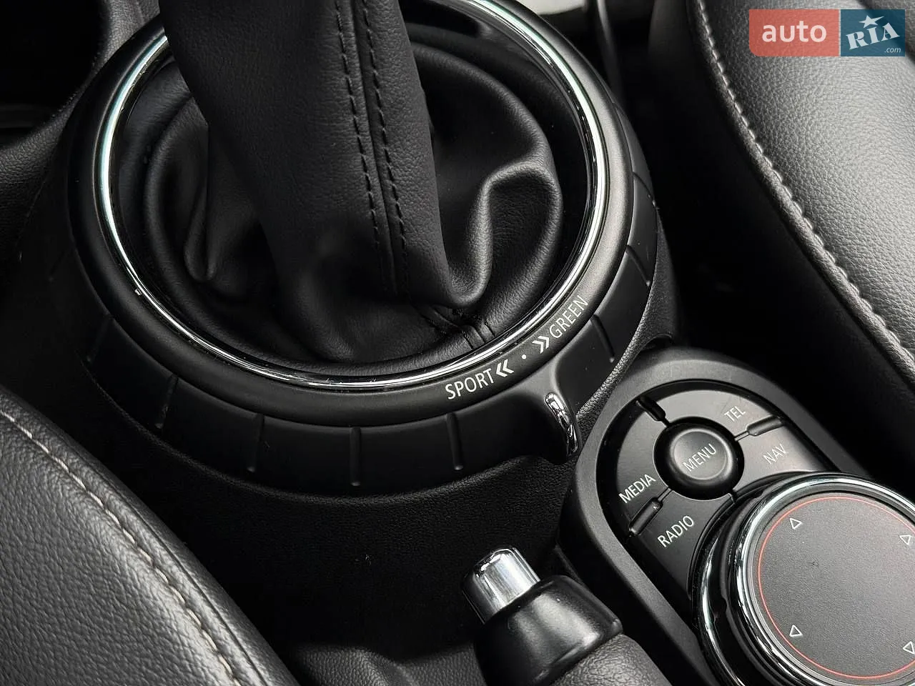 2014 MINI Cooper - мініатюра 22