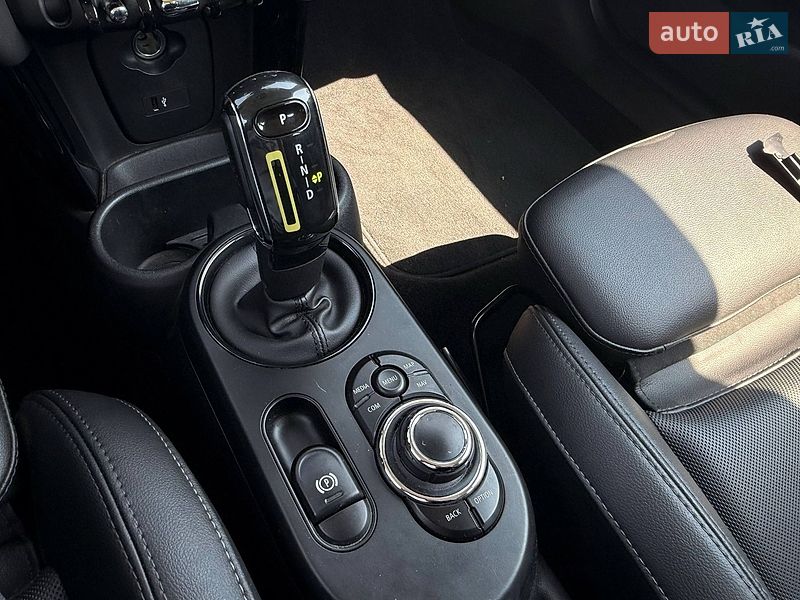 Хэтчбек MINI Cooper 2021 в Одессе