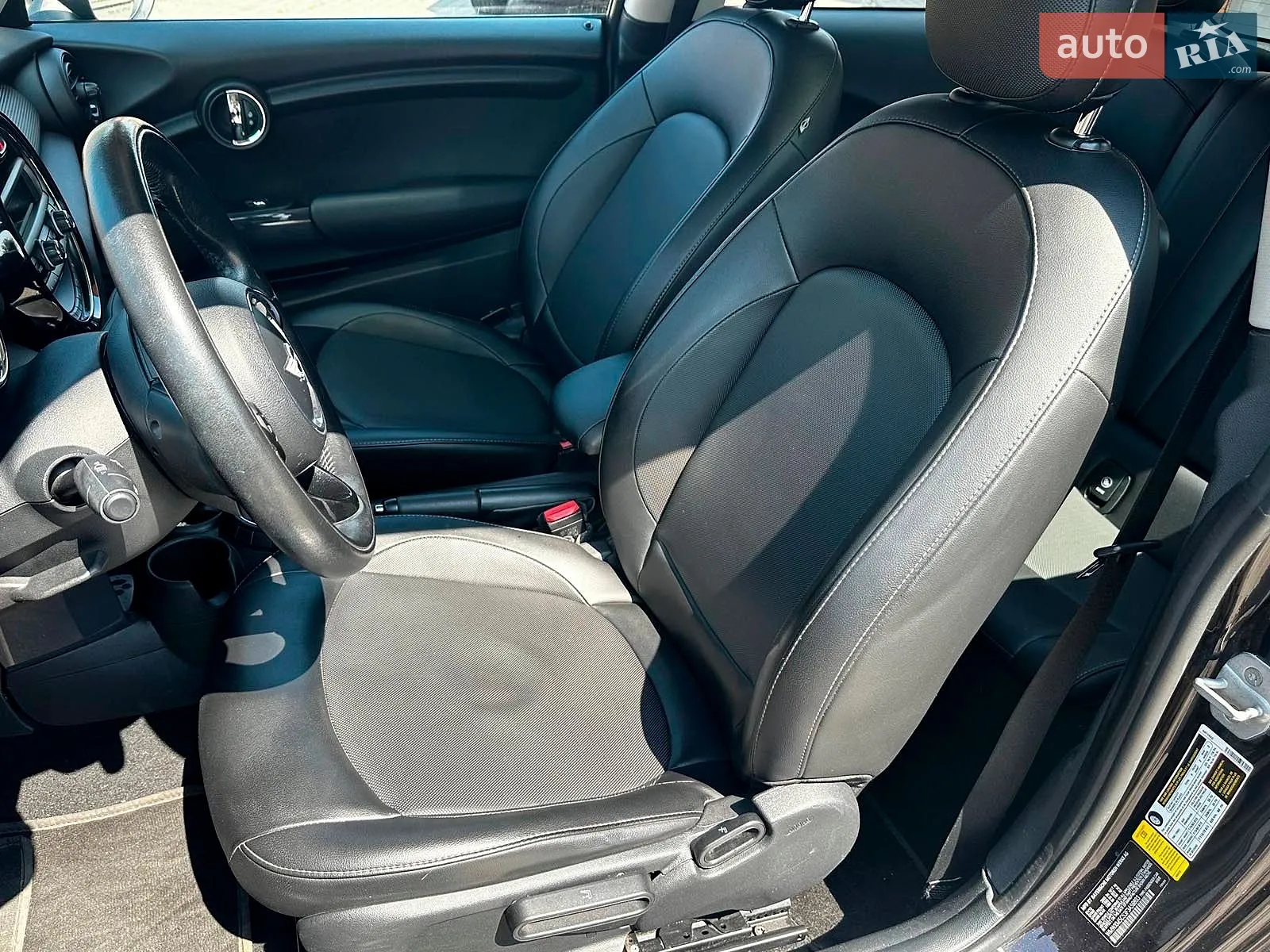 2015 MINI Cooper - мініатюра 18