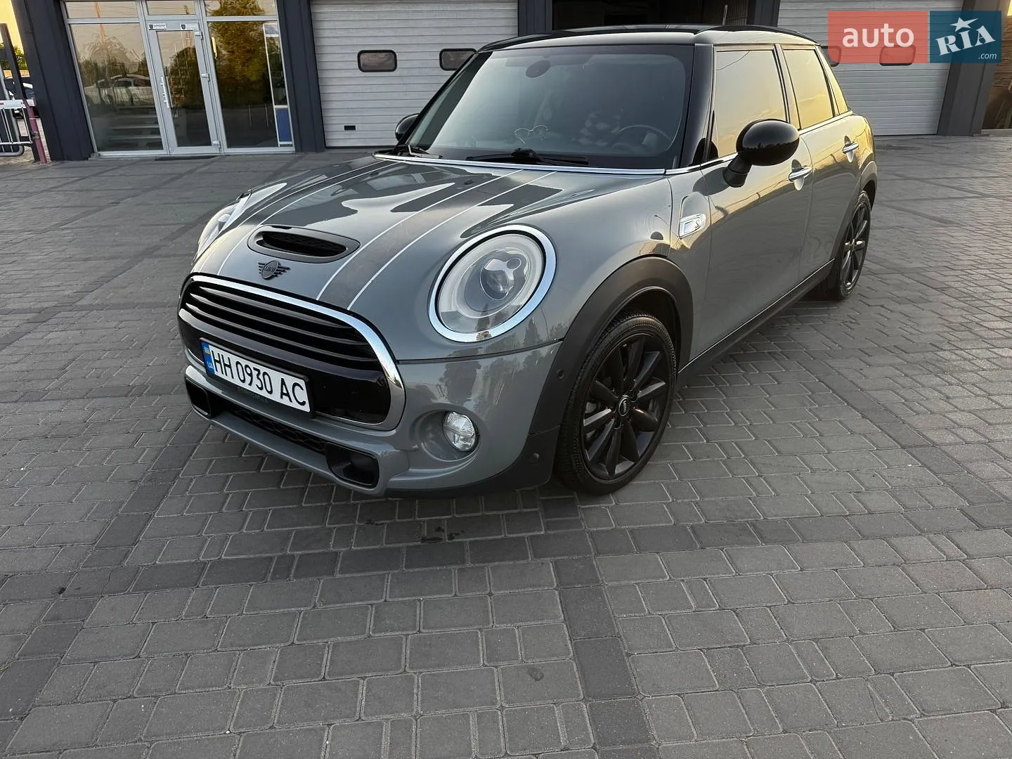 2015 MINI Cooper - фото 1