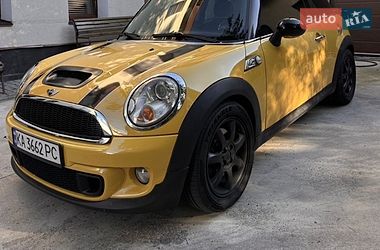Хэтчбек MINI Cooper 2009 в Киеве