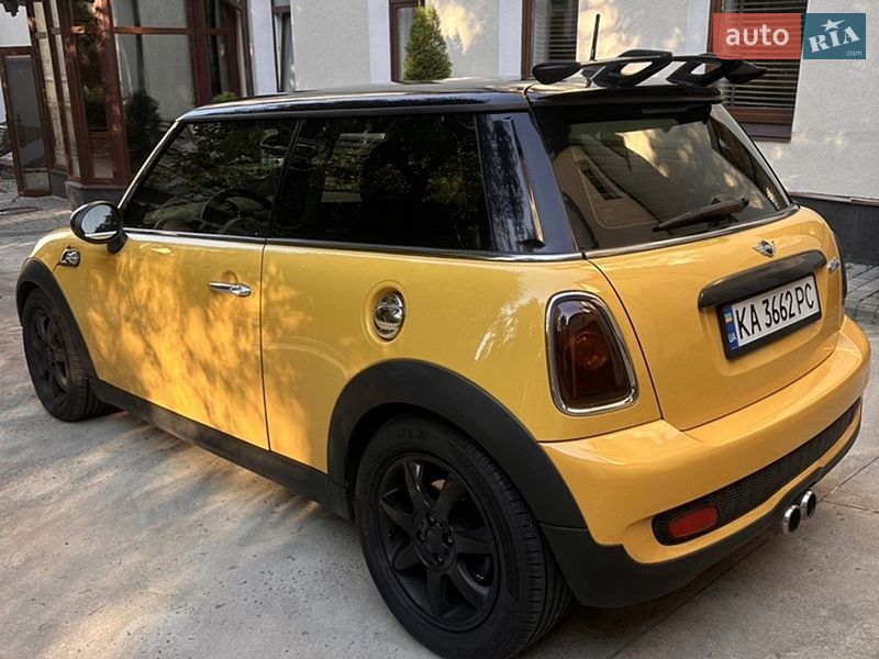 Хетчбек MINI Cooper 2009 в Києві