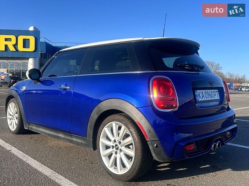Хэтчбек MINI Cooper 2019 в Киеве