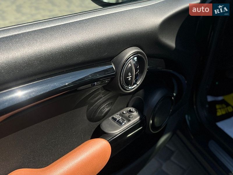 Хэтчбек MINI Cooper 2018 в Мукачево