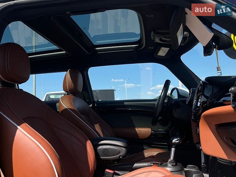 Хэтчбек MINI Cooper 2018 в Мукачево