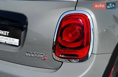Хэтчбек MINI Cooper 2017 в Ивано-Франковске