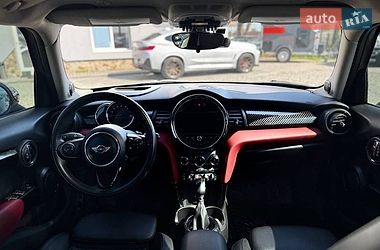 Хэтчбек MINI Cooper 2017 в Ивано-Франковске