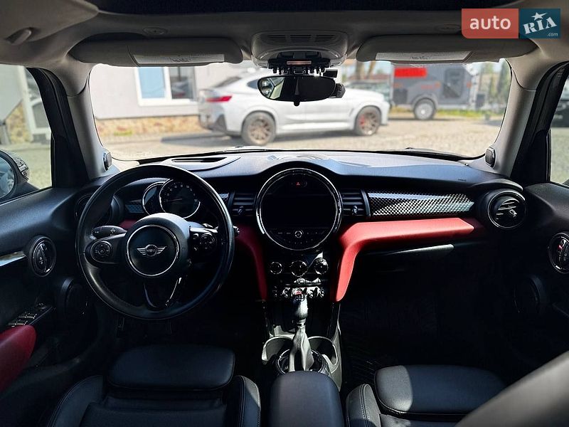 Хэтчбек MINI Cooper 2017 в Ивано-Франковске