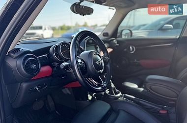 Хэтчбек MINI Cooper 2017 в Ивано-Франковске