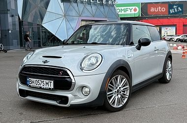 Хетчбек MINI Cooper 2015 в Києві