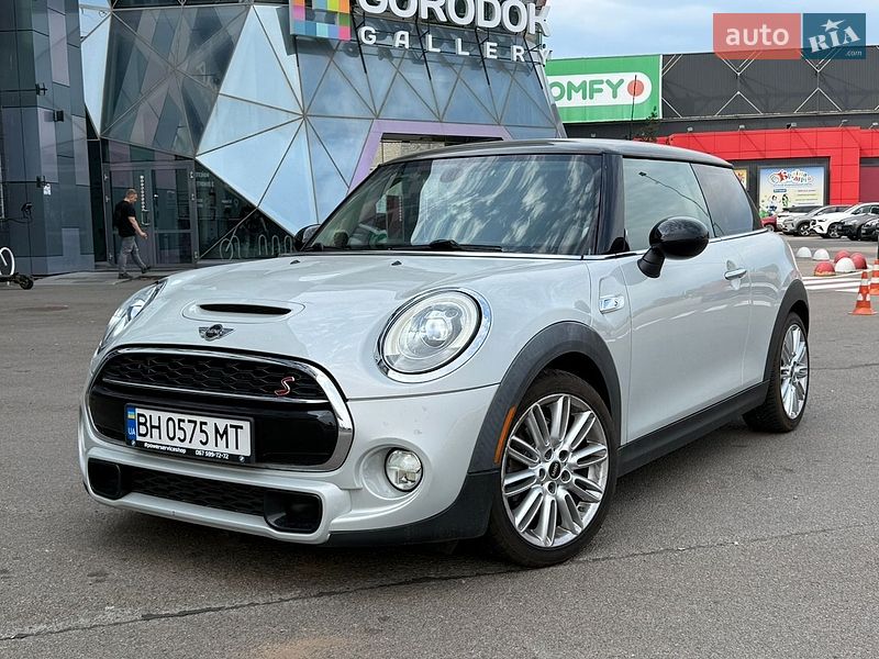 Хетчбек MINI Cooper 2015 в Києві
