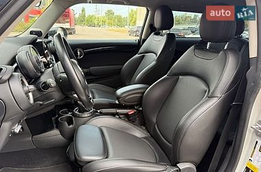Хетчбек MINI Cooper 2015 в Києві
