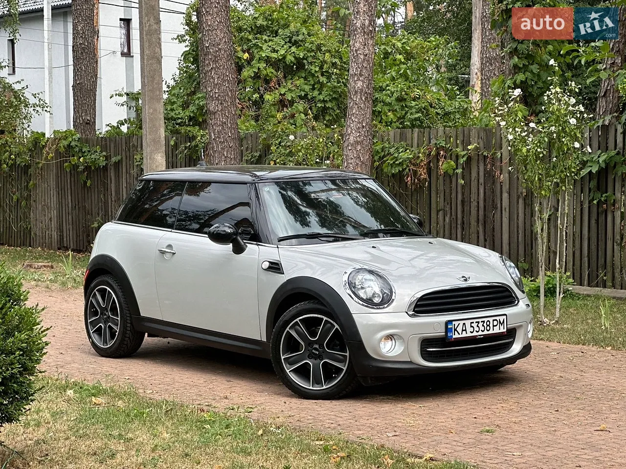 2010 MINI Cooper - мініатюра 24