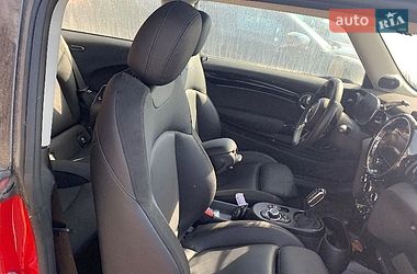 Хэтчбек MINI Cooper 2024 в Львове