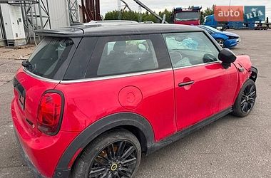 Хэтчбек MINI Cooper 2024 в Львове