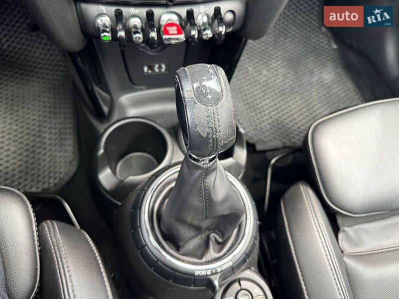Хэтчбек MINI Cooper 2016 в Киеве