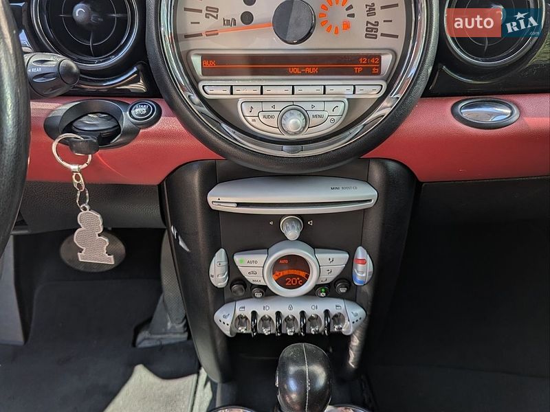 Хетчбек MINI Cooper 2010 в Києві