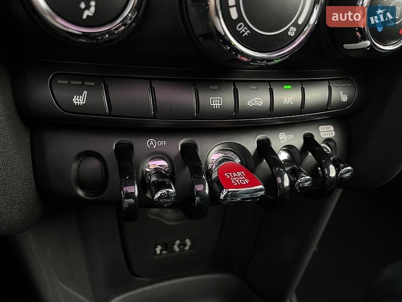 Хетчбек MINI Cooper 2018 в Києві