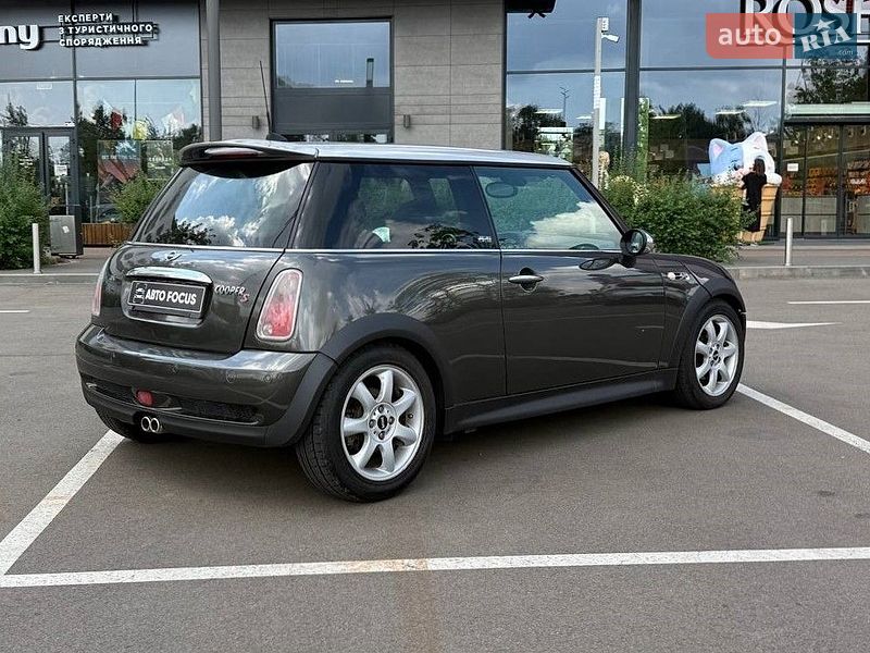 Хэтчбек MINI Cooper 2005 в Киеве
