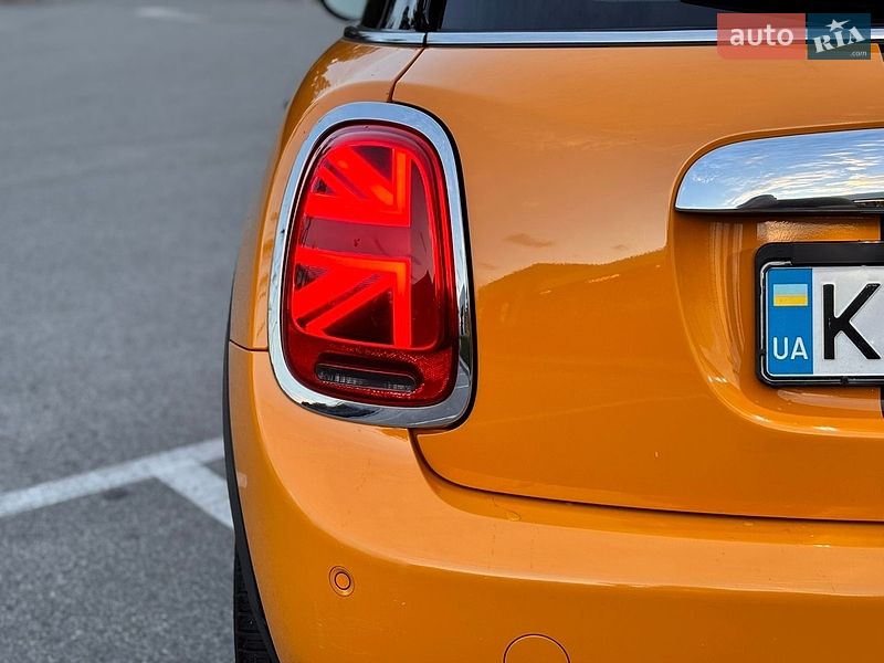 Хэтчбек MINI Cooper 2015 в Киеве