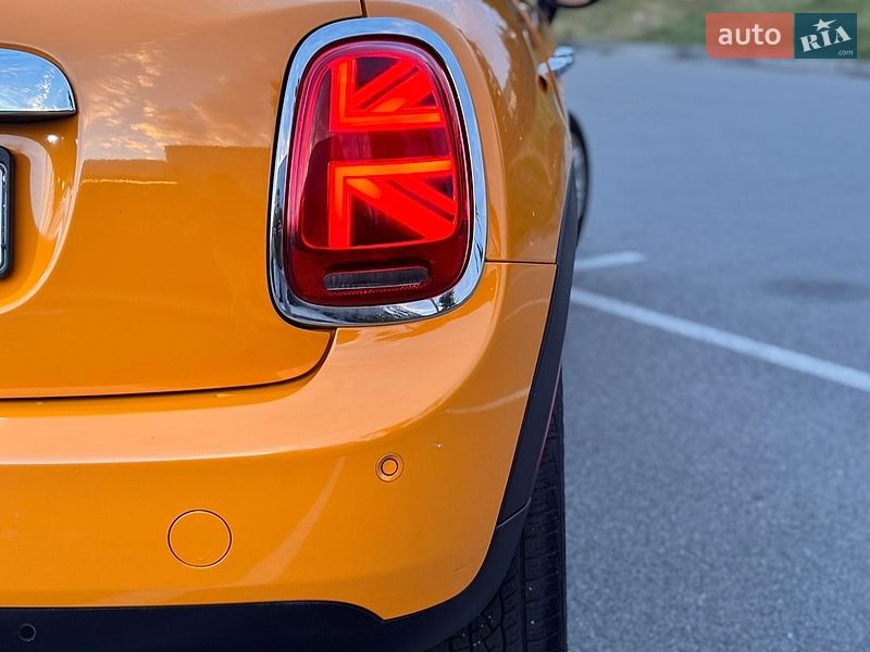 Хэтчбек MINI Cooper 2015 в Киеве