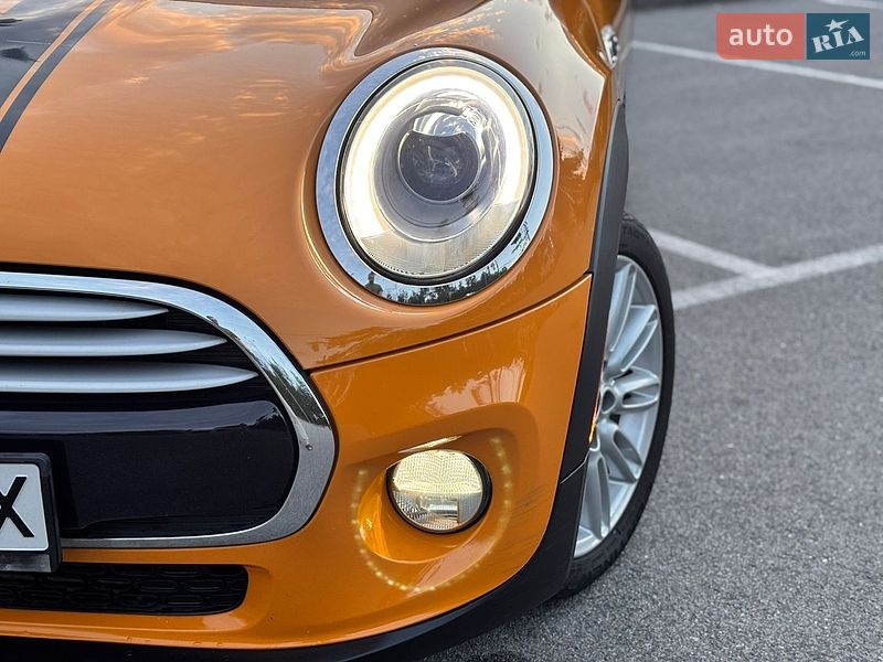 Хэтчбек MINI Cooper 2015 в Киеве