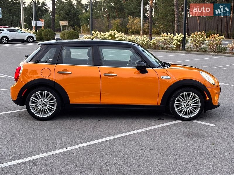 Хэтчбек MINI Cooper 2015 в Киеве