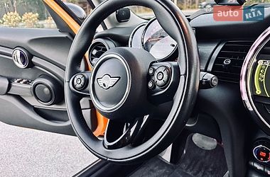 Хэтчбек MINI Cooper 2015 в Киеве