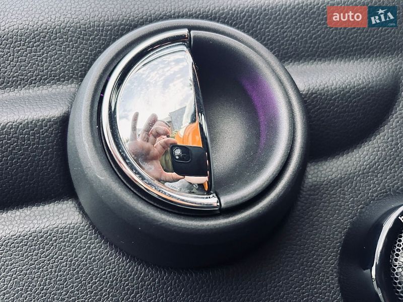 Хэтчбек MINI Cooper 2015 в Киеве