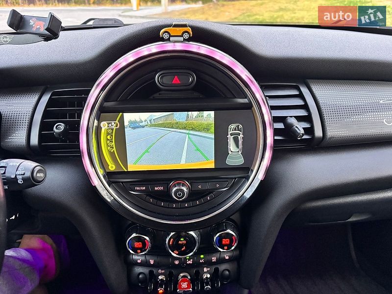 Хэтчбек MINI Cooper 2015 в Киеве