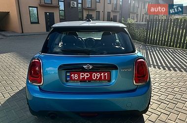 Хэтчбек MINI Cooper 2017 в Вараше