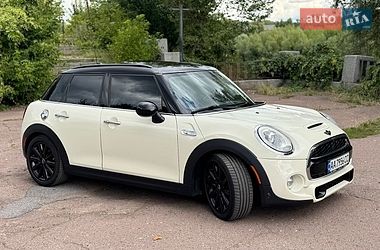 mini cooper 2016 в Чернигов от профессионального продавца Дмитрий