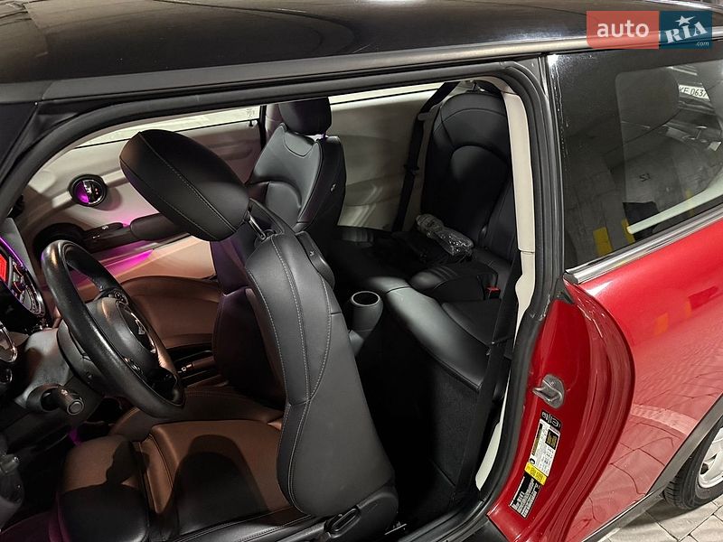 Хетчбек MINI Cooper 2014 в Тернополі
