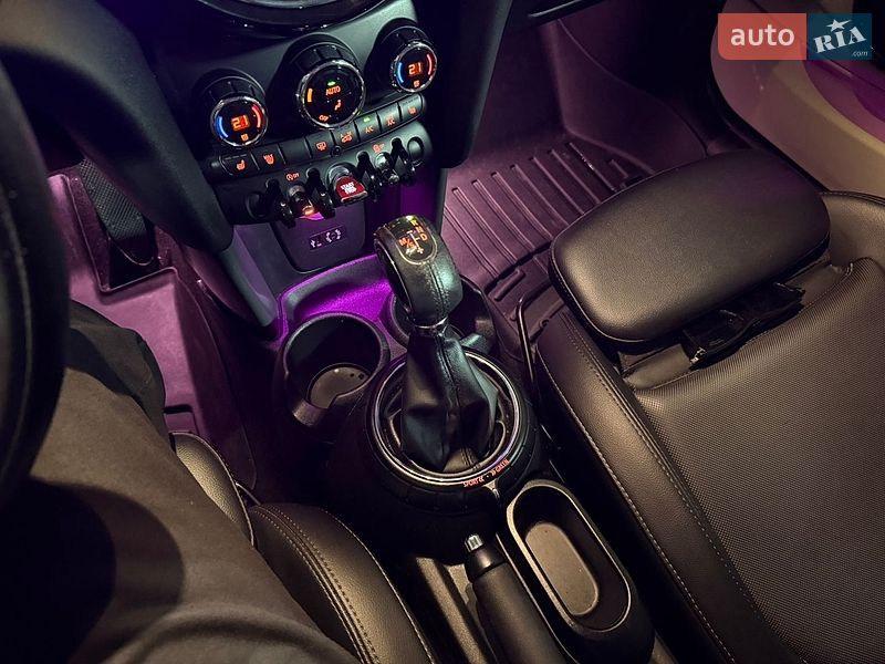 Хетчбек MINI Cooper 2014 в Тернополі