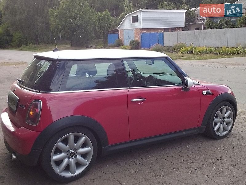 Хэтчбек MINI Cooper 2008 в Талалаевке фото 3 Хэтчбек MINI Cooper 2008 в Талалаевке