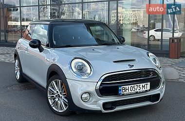 Хэтчбек MINI Cooper 2015 в Киеве