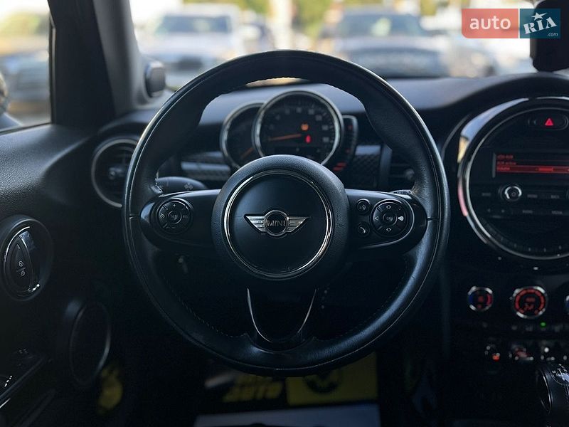Хетчбек MINI Cooper 2014 в Івано-Франківську