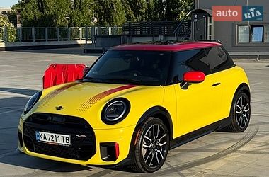 Хетчбек MINI Cooper 2024 в Києві