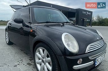Хэтчбек MINI Cooper 2002 в Городке