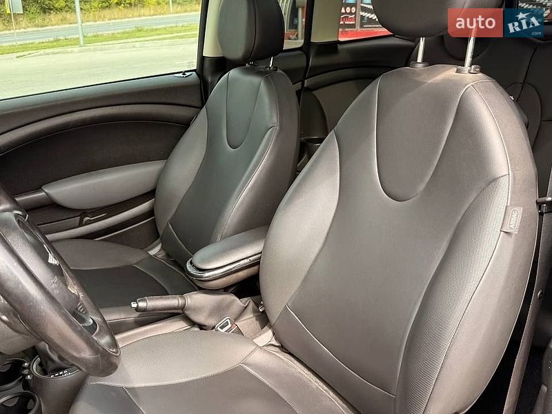 Хетчбек MINI Cooper 2012 в Тернополі фото 39 Хетчбек MINI Cooper 2012 в Тернополі