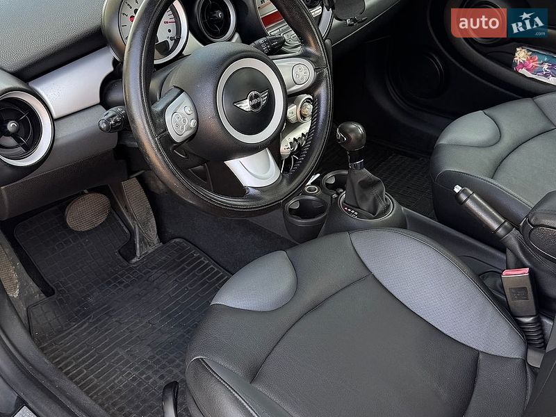 Хетчбек MINI Cooper 2010 в Києві